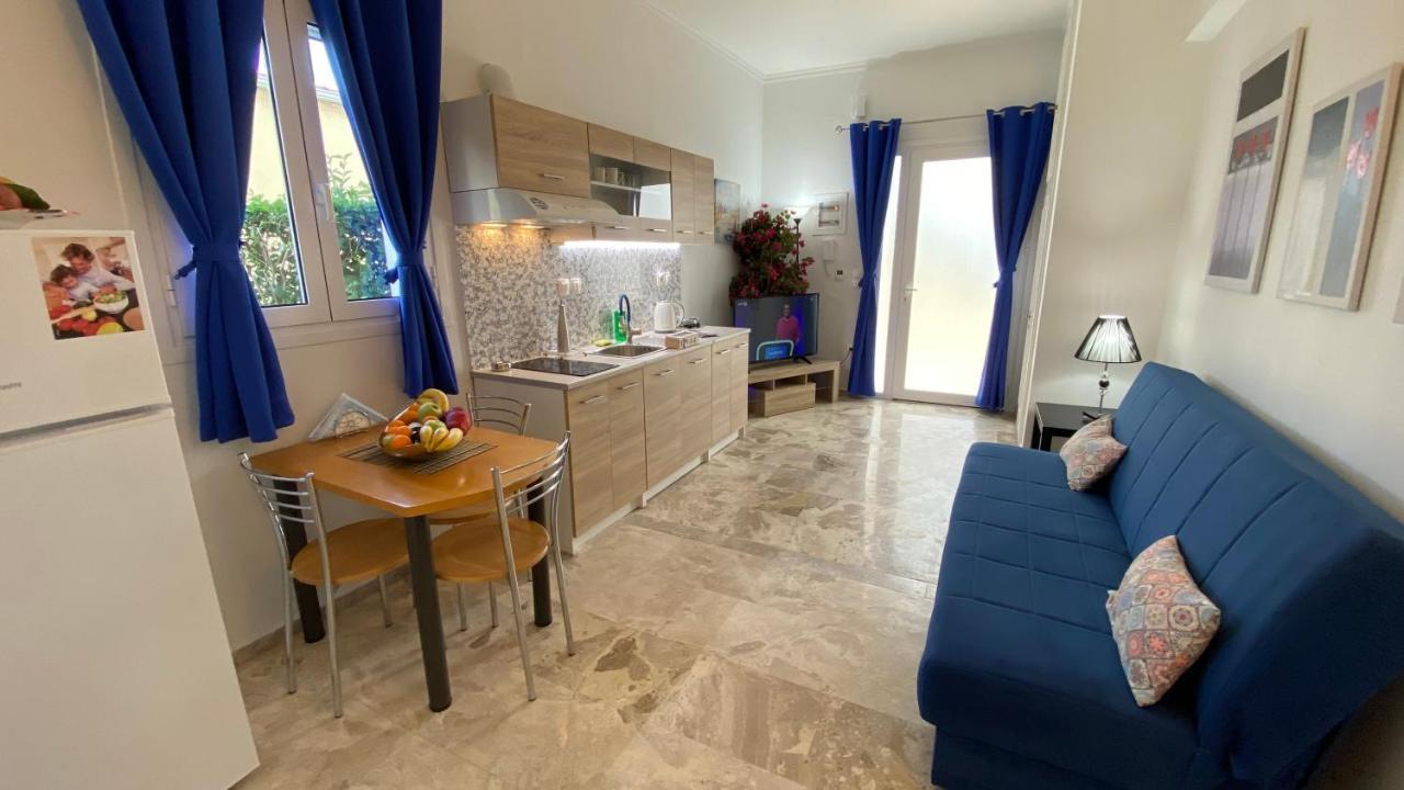 Patras Blue Suite Екстер'єр фото
