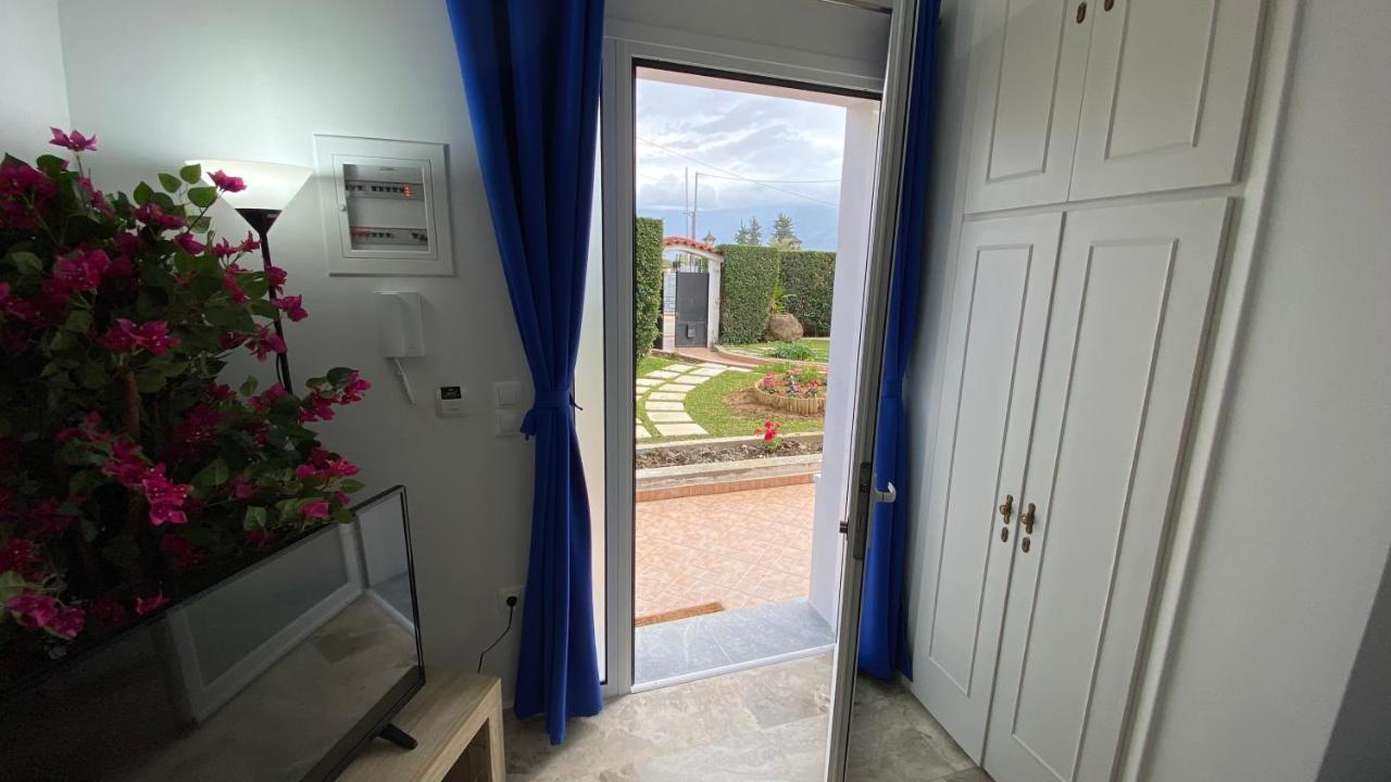 Patras Blue Suite Екстер'єр фото