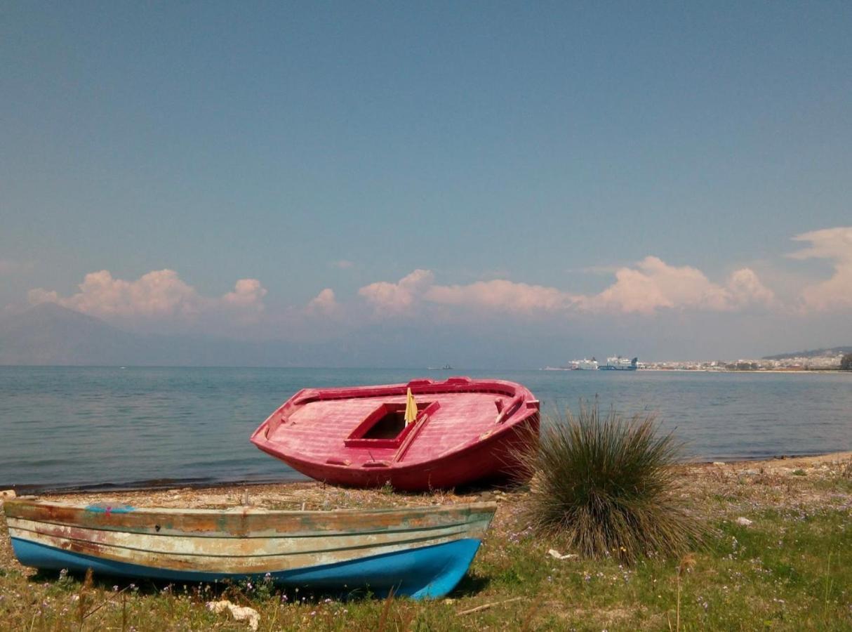 Patras Blue Suite Екстер'єр фото